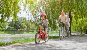 Active Families enjoying Niagara ON parks, trails, and outdoor spaces