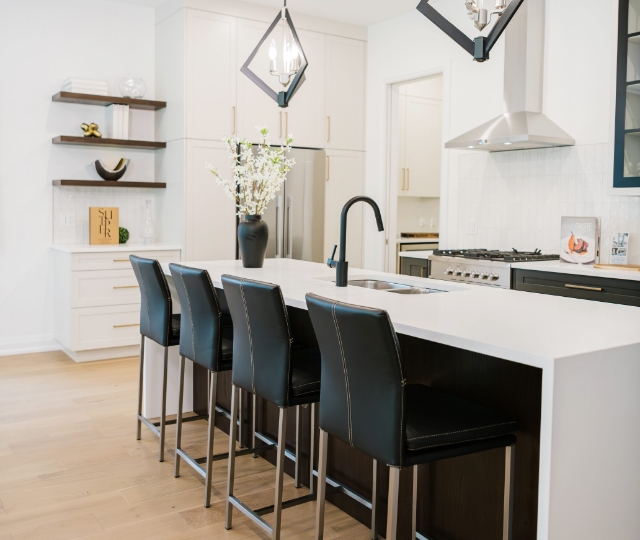 Kitchen & Bath Quartz Countertops